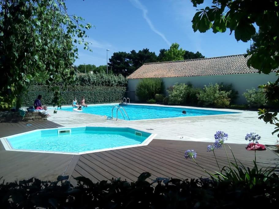 Appartement Avec Vue Sur Golf Pornic Exterior foto